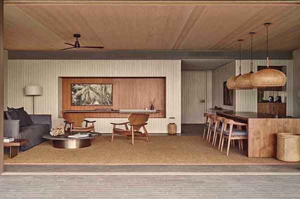 Decoración de la villa con detalles en madera