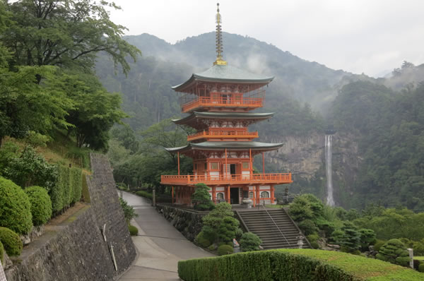 Viajes a Japón a Medida. Viajes de novios a Japón. Camino Kumano