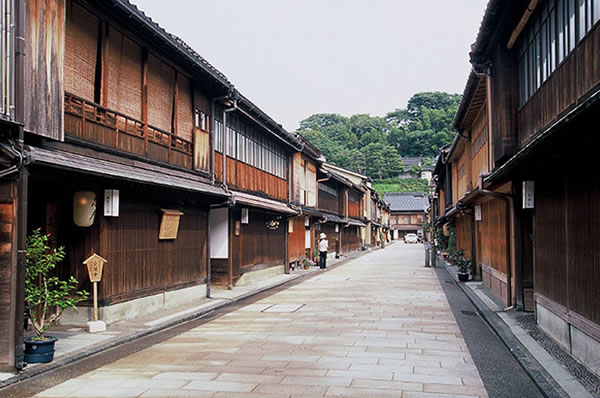 Viajes a Japón a Medida. Viajes de novios a Japón. Camino Kumano